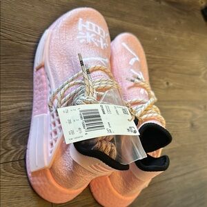 Adidas Pharrell x NMD Human Race Pink